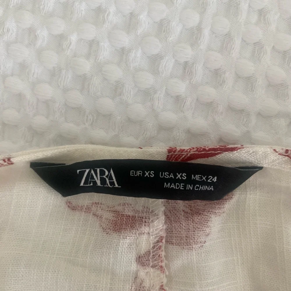 Zara Linen Blend Floral Cropped Puff Sleeve Wrap Top Size XS